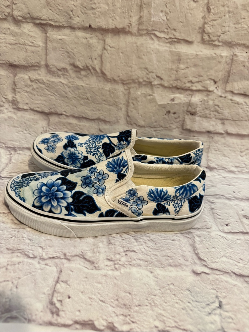 Vans Classic Slip-On 'Floral' - Blue - Low-top sneakers men’s 7.5 women’s 9 - Picture 3 of 8